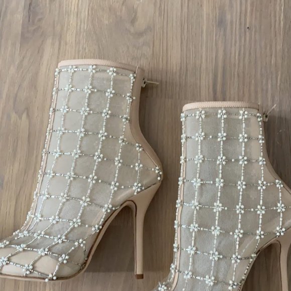 Oscar de la Renta Pearlette Biege Mesh Booties - Picture 2 of 4